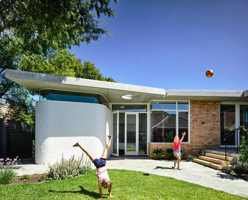 Brick Residence by Preston Lane Architects (via Lunchbox Architect)