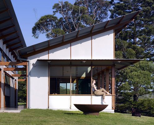 Dogtrot House by Dunn and Hillam Architects (via Lunchbox Architect)