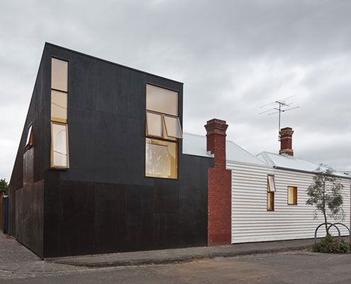 Engawa House by BLOXAS Architects (via Lunchbox Architect)