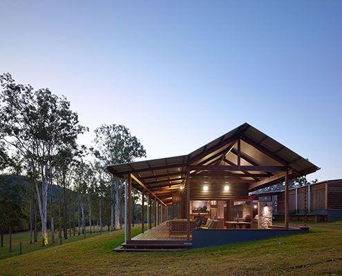 Hinterland House by Shaun Lockyer Architects (via Lunchbox Architect)