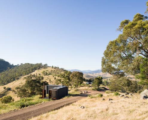 Mansfield Shipping Container Tiny House by Robbie Walker (via Lunchbox Architect)