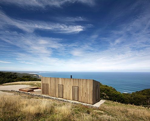 Moonlight Cabin by Jackson Clements Burrows Architects (via Lunchbox Architect)