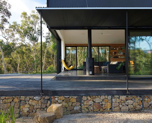 Off Grid House by Anderson Architecture (via Lunchbox Architect)