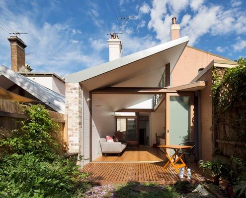 Petersham Courtyard House by Adriano Pupilli Architects (via Lunchbox Architect)