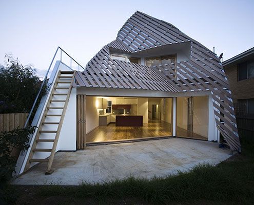 Reverse Shadow Casting House by Harrison and White Architects