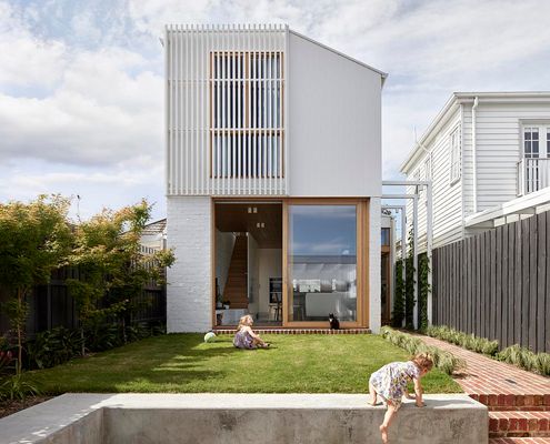 Rosie by Eckersley Architects (via Lunchbox Architect)