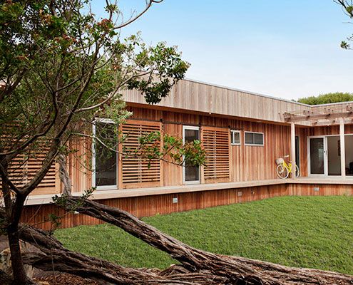 Sandy Point Prefab by Ecoliv (via Lunchbox Architect)