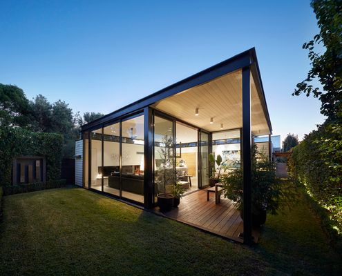 The Light Box by Finnis Architects & Damon Hills (via Lunchbox Architect)