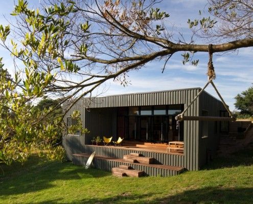 Venus Bay Bach by MRTN Architects