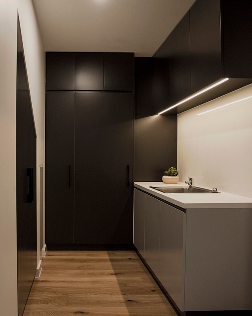 Downsizer Creates New Home in the Backyard of Her Corner Block
