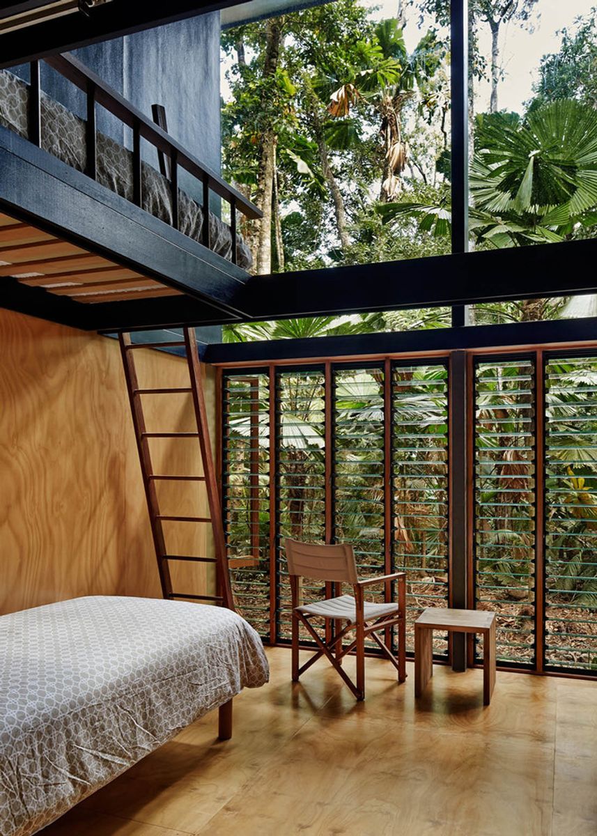 An Off-the-Grid Home Appropriate to its Stunning Rainforest Location