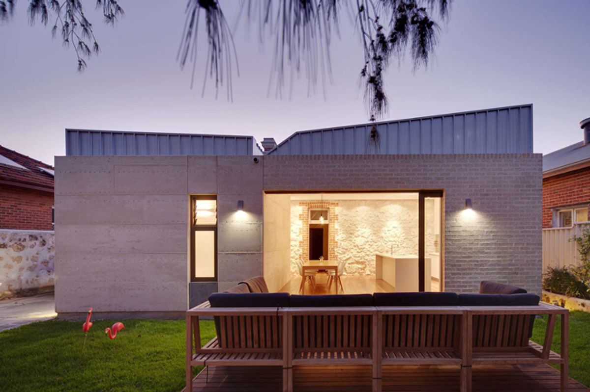 This West Lake Hills House Has Year-Round Outdoor Appeal - Austin Home, image size:1200x799