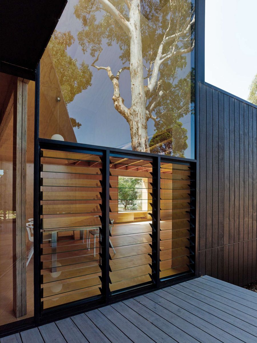 Karri Loop House: Give Me a Home Among the Gum Trees