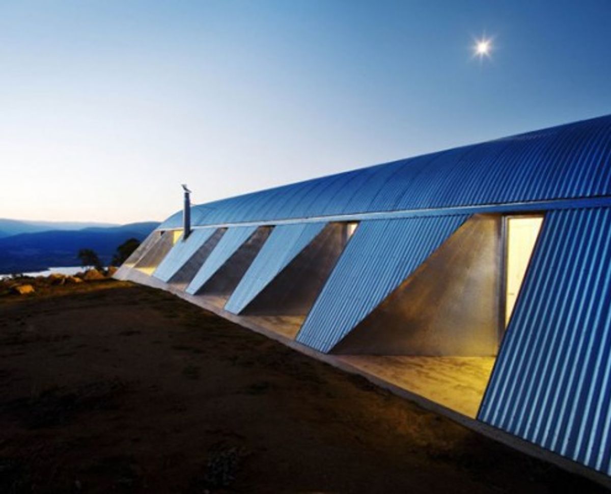 Picture of Snowy Mountains House: Living Off The Grid Never Looked This Good