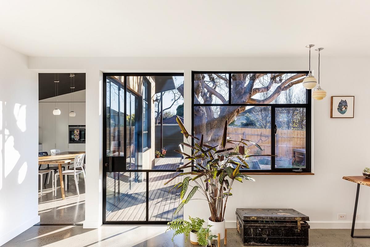 Transforming a 1950s home into a modern marvel in Melbourne