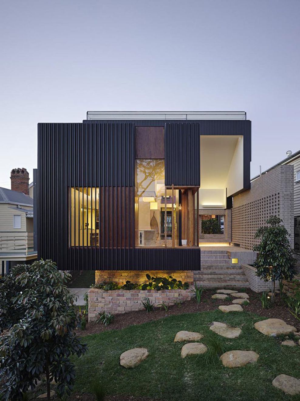 Aperture House: Humble Brick Creates a Surprisingly Spacious Home