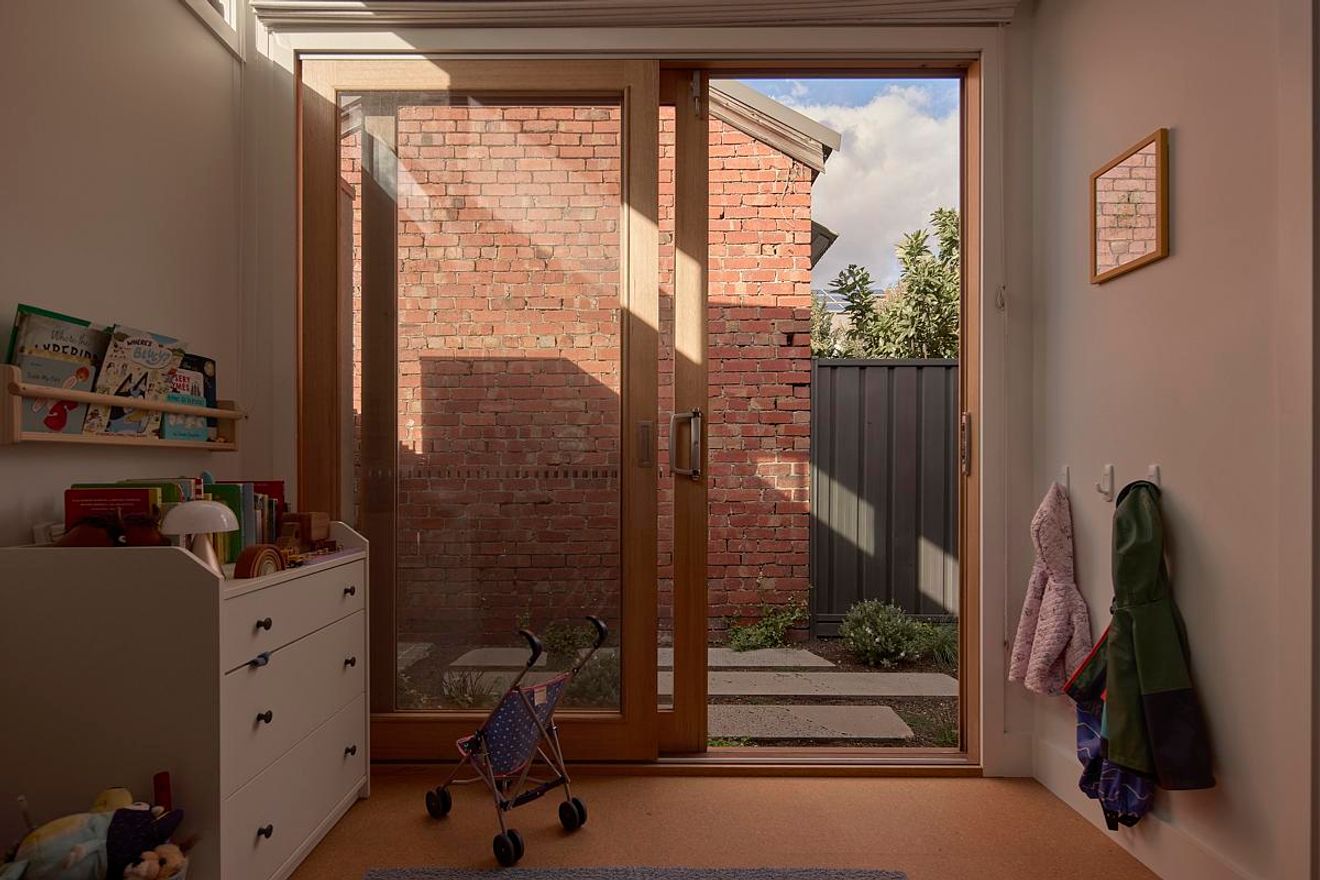 Eddie Garden House: A Small Site with Big Ambitions