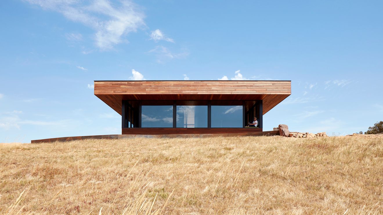 View of Off-grid Retreat Takes in Views of a Stunning But Hostile Landscape