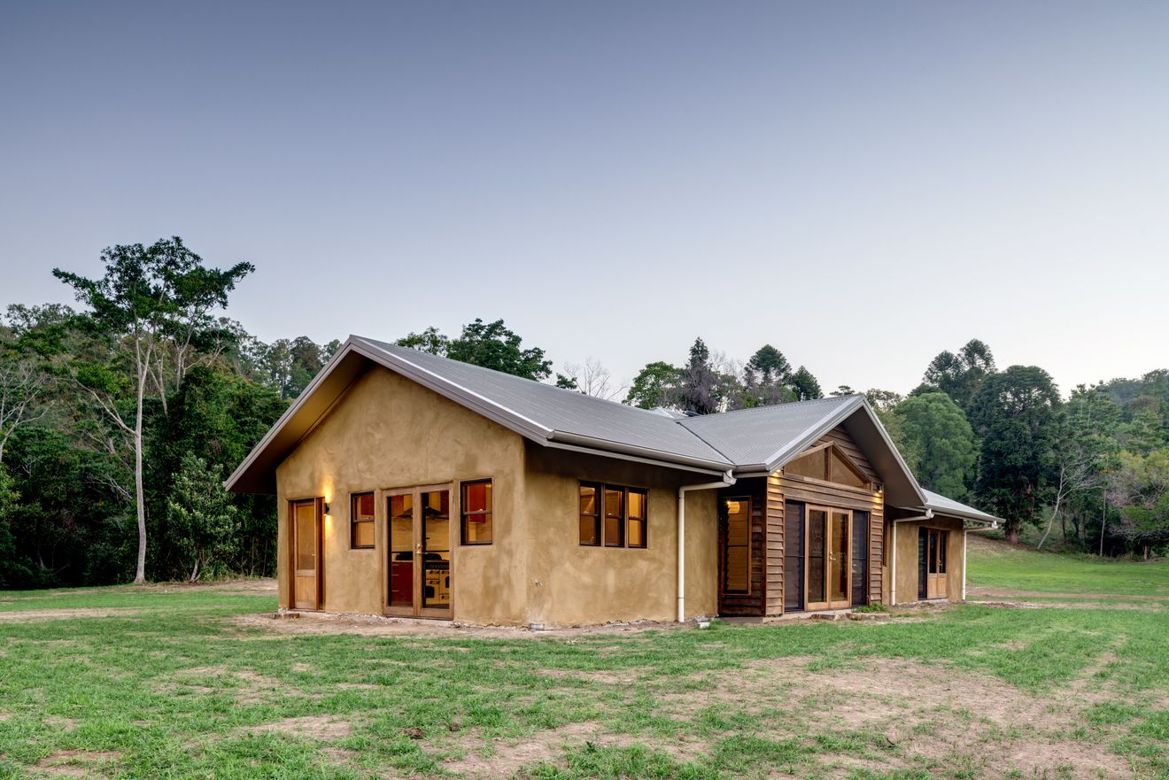 Discover Mark and Megan’s Off-Grid Hempcrete Home on the Sunshine Coast