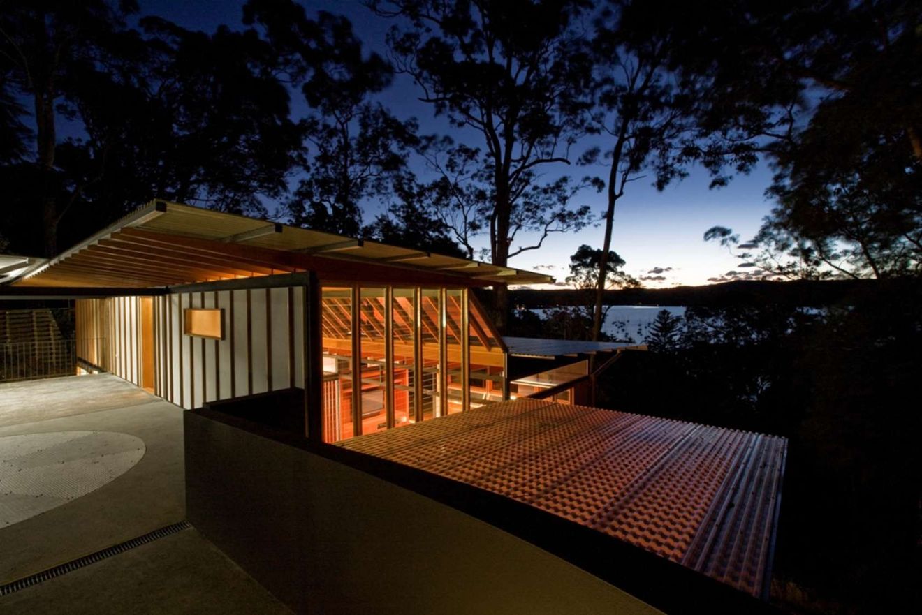 A Bush-Style Home For Beautiful Pittwater Site