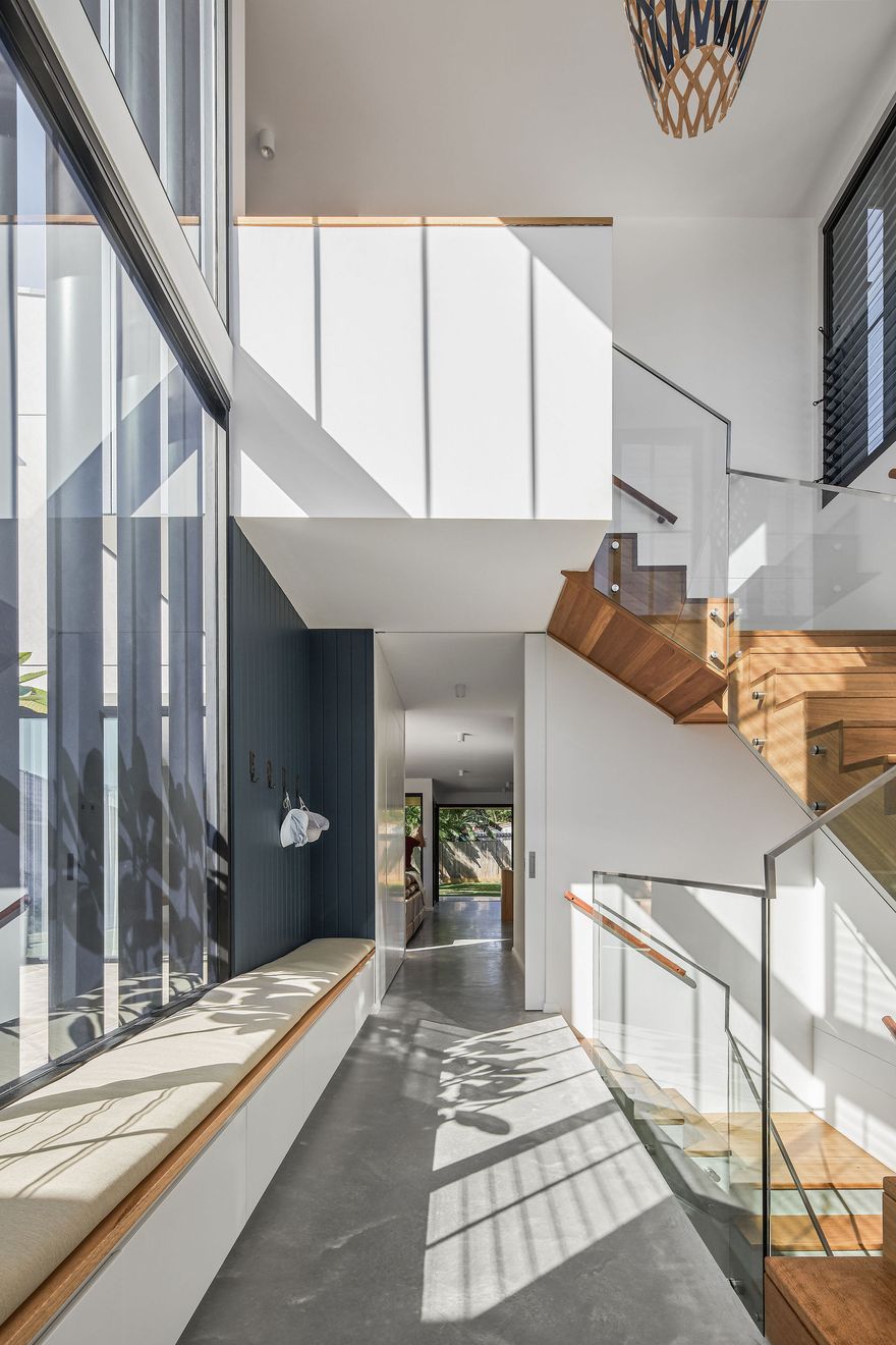 Harnessing natural light: An innovative solution for a narrow block