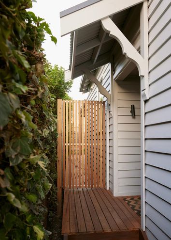 Dunstan Avenue Renovation by Gardiner Architects (via Lunchbox Architect)