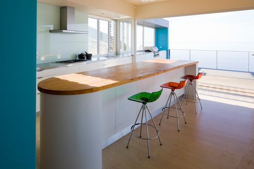 Fleurieu Beach House by Max Pritchard Architect (via Lunchbox Architect)