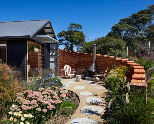Flinders Addition by Michael McManus Architects (via Lunchbox Architect)