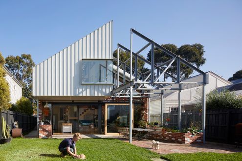 Gantry House by OOF! Architects (via Lunchbox Architect)