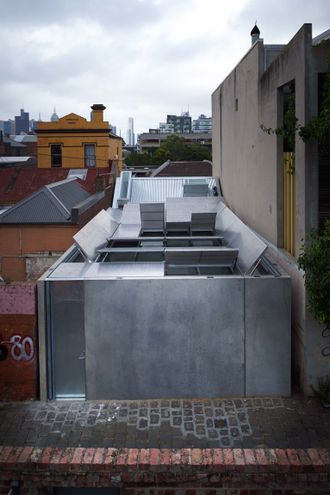 Green House by Sean Godsell Architects (via Lunchbox Architect)
