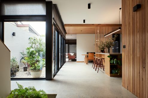 Kew Courtyard House by Drawing Room Architecture (via Lunchbox Architect)