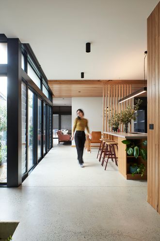 Kew Courtyard House by Drawing Room Architecture (via Lunchbox Architect)