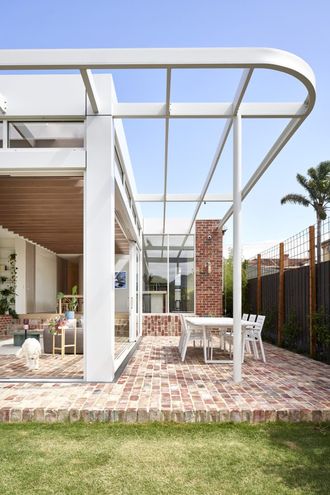 Lindsay by Megowan Architectural (via Lunchbox Architect)