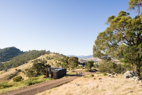 Mansfield Shipping Container Tiny House by Robbie Walker (via Lunchbox Architect)