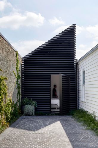 McPhail House by Design by AD (via Lunchbox Architect)