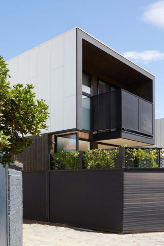 Neville Street Residence by Chan Architecture & Doherty Design Studio (via Lunchbox Architect)