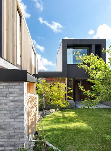 Orient Street House by Philip Stejskal Architects (via Lunchbox Architect)