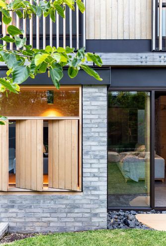 Orient Street House by Philip Stejskal Architects (via Lunchbox Architect)