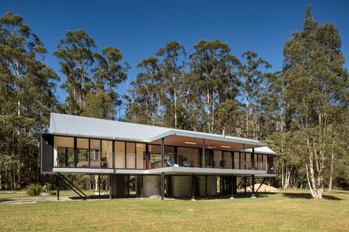 Platypus Bend House by Robinson Architects (via Lunchbox Architect)