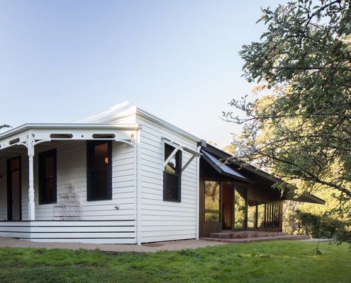 Shadow Cottage Daylesford by MRTN Architects (via Lunchbox Architect)