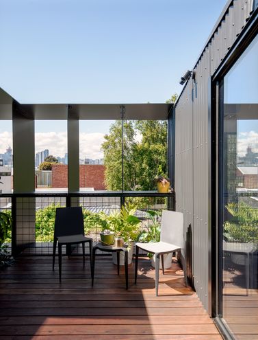 Shadow Roll House by Megowan Architectural (via Lunchbox Architect)