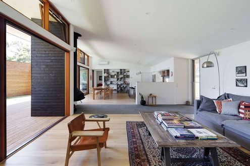 Somers House One by Adrian Bonomi Architect (via Lunchbox Architect)