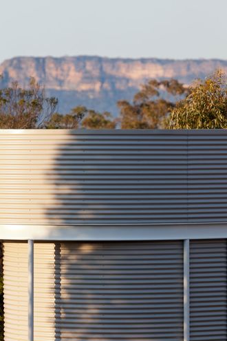 Southern Highlands House by Benn & Penna Architects (via Lunchbox Architect)