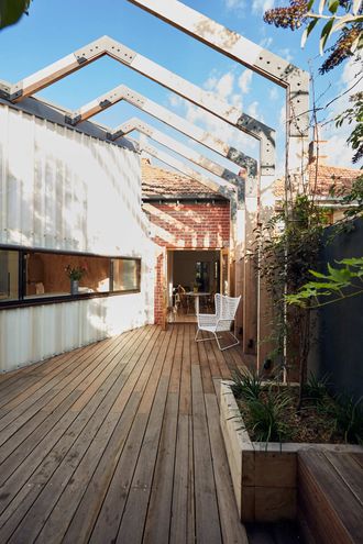 St Kilda East House by Claire Scorpo Architects (via Lunchbox Architect)