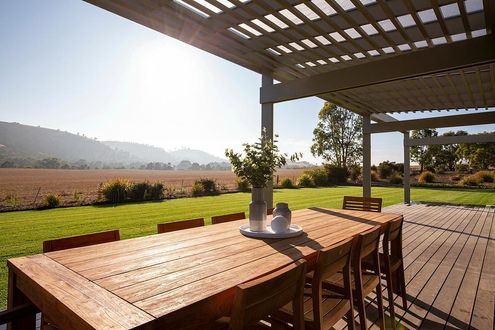 Strath Creek Bungalow by Borland Architecture (via Lunchbox Architect)