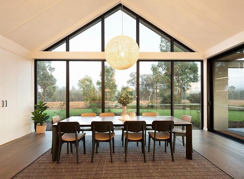 Strath Creek Bungalow by Borland Architecture (via Lunchbox Architect)