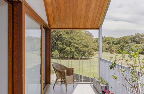 Tighes Hill Recycled House by Vanessa Wegner Architect (via Lunchbox Architect)