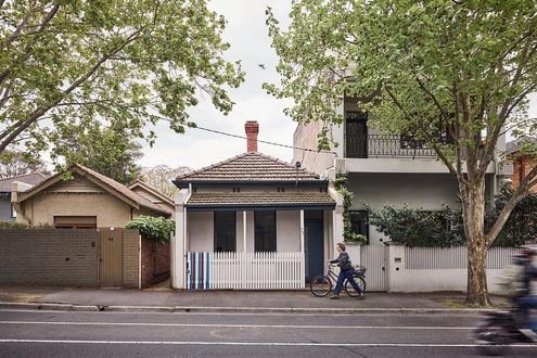 Treeview Cottage by Tsai Design (via Lunchbox Architect)