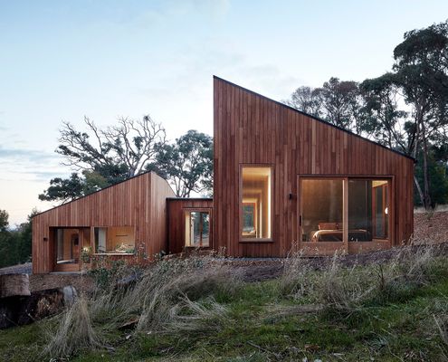 Two Halves House by Moloney Architects (via Lunchbox Architect)