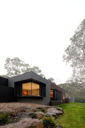 Yarrambat Textural by Lume Architecture (via Lunchbox Architect)